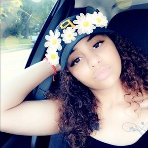 Meet your Posher, Christian